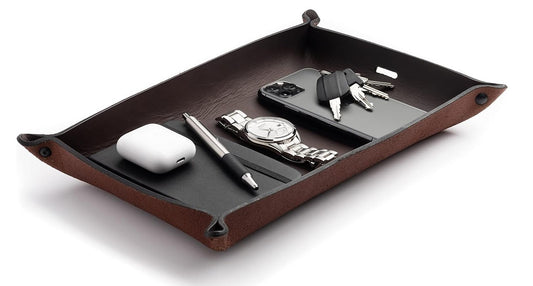 Bedside vallet tray for watches, keys and rings